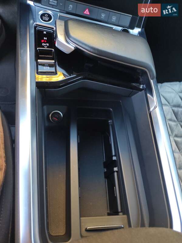 Позашляховик / Кросовер Audi e-tron 2021 в Вінниці фото 10 Позашляховик / Кросовер Audi e-tron 2021 в Вінниці