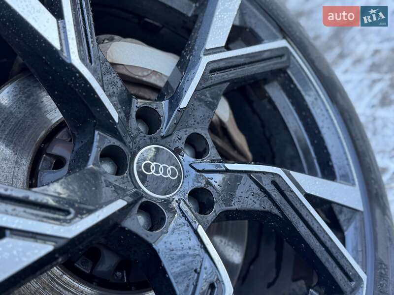 Позашляховик / Кросовер Audi e-tron 2020 в Дрогобичі