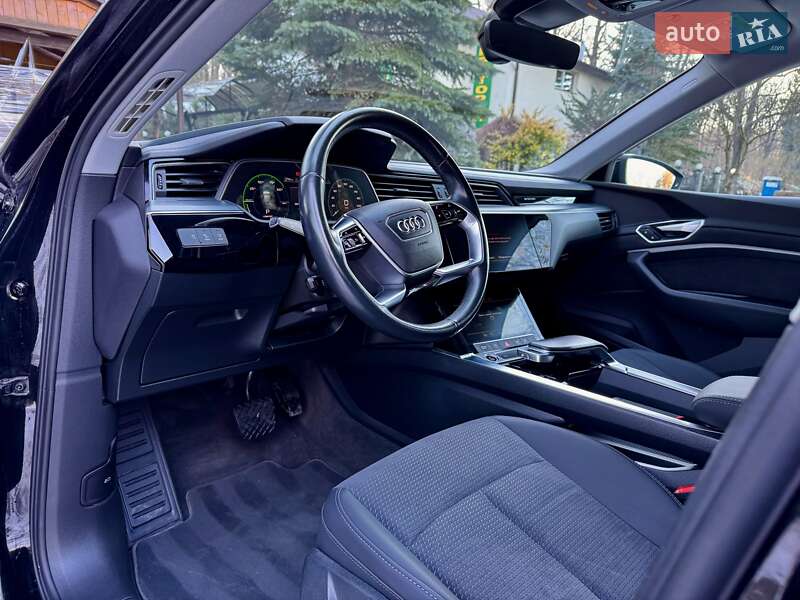 Позашляховик / Кросовер Audi e-tron 2020 в Дрогобичі