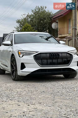 Внедорожник / Кроссовер Audi e-tron 2021 в Тернополе