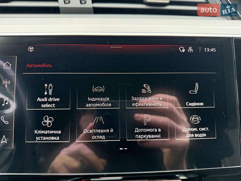 Внедорожник / Кроссовер Audi e-tron 2021 в Ровно