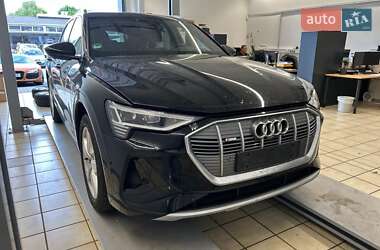 Внедорожник / Кроссовер Audi e-tron 2022 в Киеве