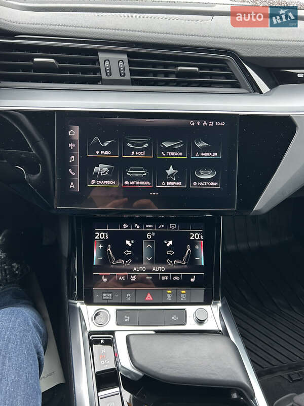 Внедорожник / Кроссовер Audi e-tron 2023 в Житомире