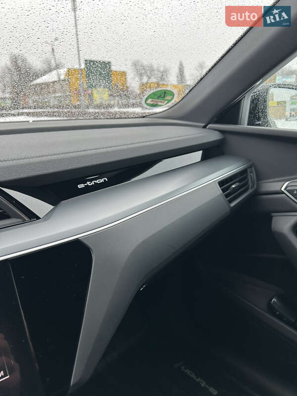 Внедорожник / Кроссовер Audi e-tron 2023 в Житомире
