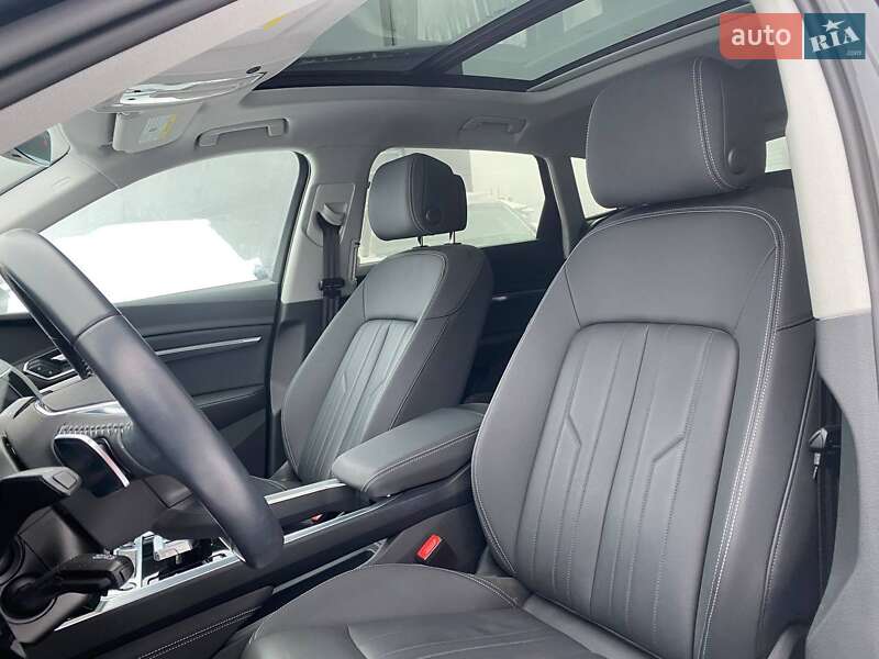 Позашляховик / Кросовер Audi e-tron 2020 в Львові фото 21 Позашляховик / Кросовер Audi e-tron 2020 в Львові