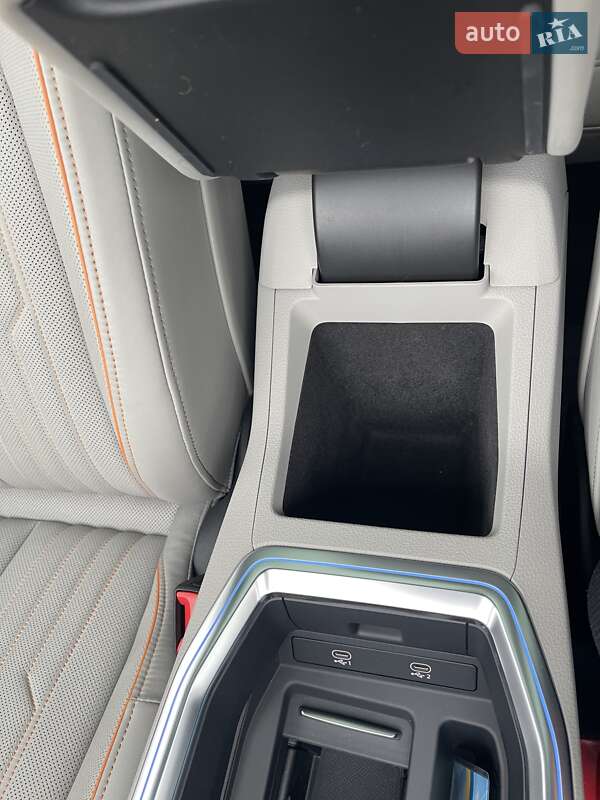 Внедорожник / Кроссовер Audi e-tron 2022 в Киеве