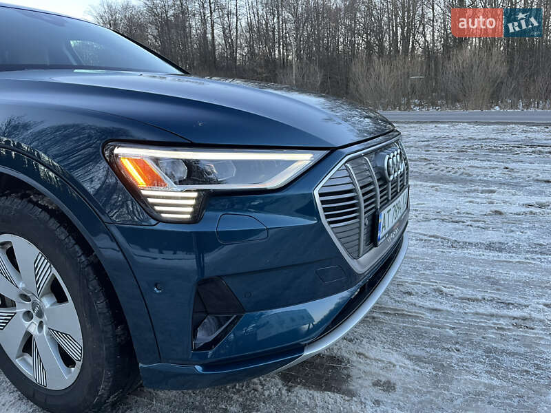 Внедорожник / Кроссовер Audi e-tron 2019 в Ивано-Франковске