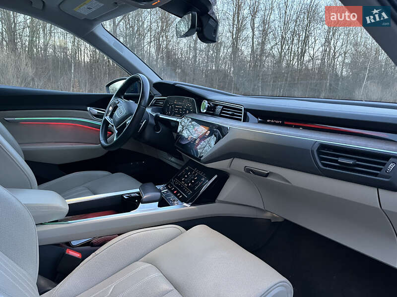 Внедорожник / Кроссовер Audi e-tron 2019 в Ивано-Франковске