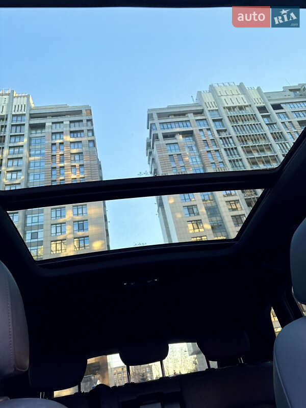 Позашляховик / Кросовер Audi e-tron 2020 в Києві