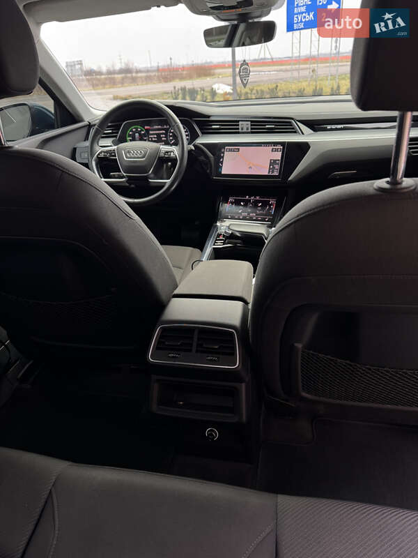 Внедорожник / Кроссовер Audi e-tron 2019 в Буске фото 15 Внедорожник / Кроссовер Audi e-tron 2019 в Буске