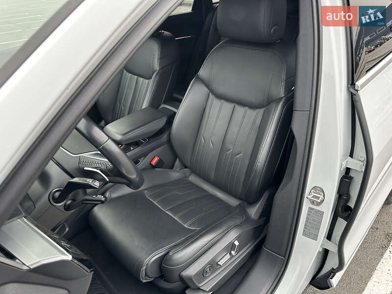 Внедорожник / Кроссовер Audi e-tron 2019 в Днепре