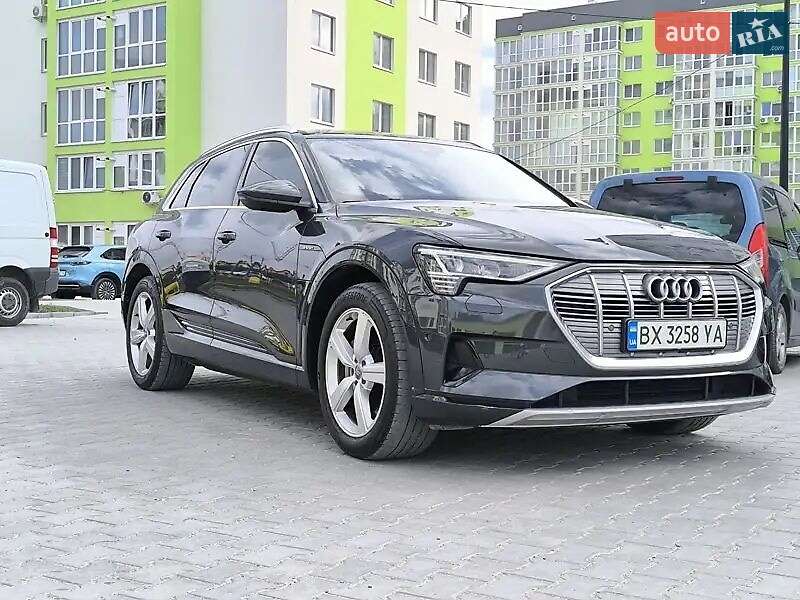 Внедорожник / Кроссовер Audi e-tron 2019 в Хмельницком