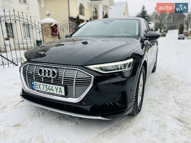 Внедорожник / Кроссовер Audi e-tron 2022 в Хмельницком
