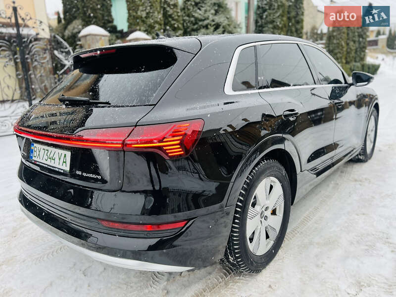 Внедорожник / Кроссовер Audi e-tron 2022 в Хмельницком