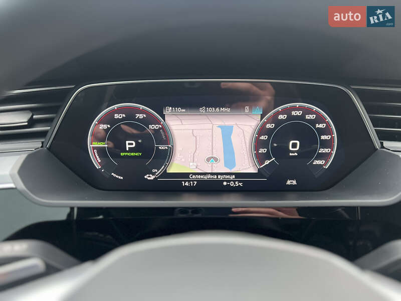 Внедорожник / Кроссовер Audi e-tron 2022 в Хмельницком