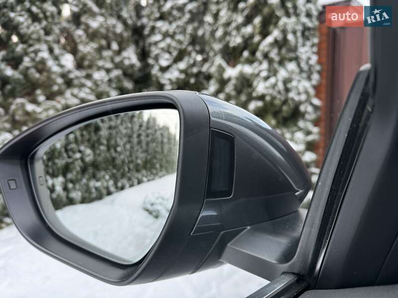 Внедорожник / Кроссовер Audi e-tron 2020 в Киеве