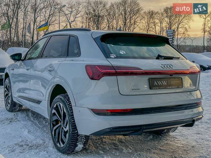 Внедорожник / Кроссовер Audi e-tron 2021 в Львове
