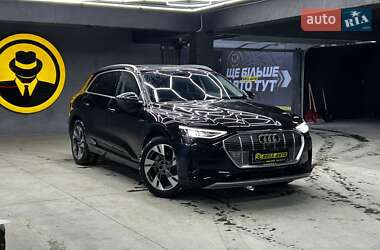 Позашляховик / Кросовер Audi e-tron 2019 в Чернівцях