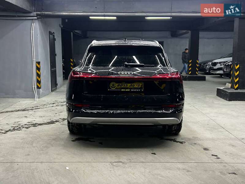 Внедорожник / Кроссовер Audi e-tron 2019 в Черновцах