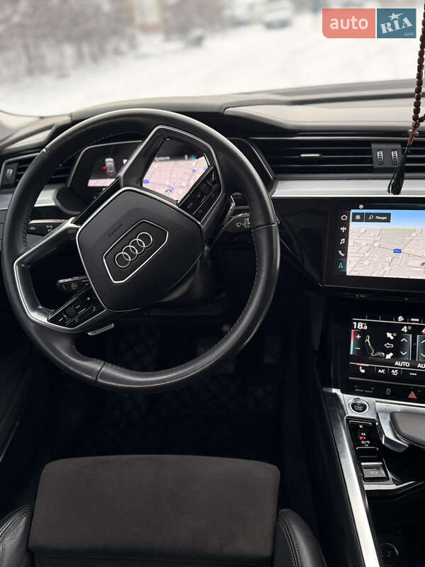 Внедорожник / Кроссовер Audi e-tron 2020 в Полтаве фото 27 Внедорожник / Кроссовер Audi e-tron 2020 в Полтаве