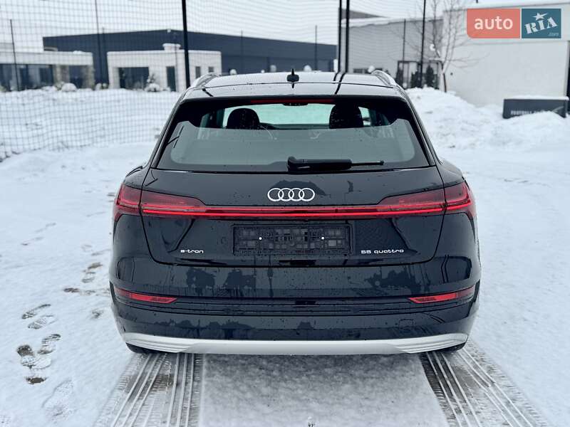 Внедорожник / Кроссовер Audi e-tron 2020 в Мукачево