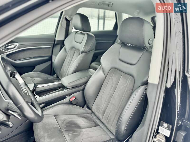 Внедорожник / Кроссовер Audi e-tron 2020 в Мукачево