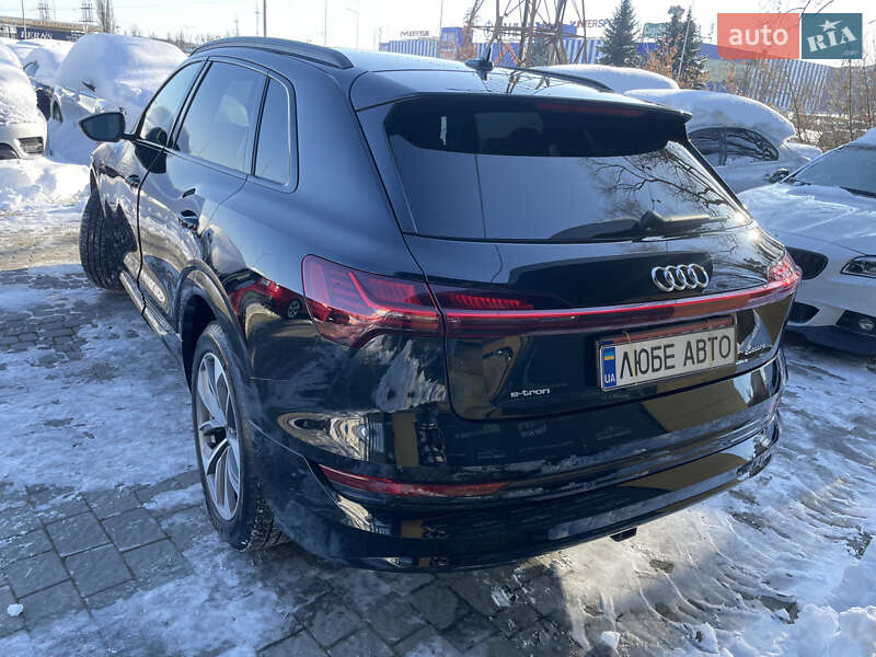 Внедорожник / Кроссовер Audi e-tron 2021 в Львове