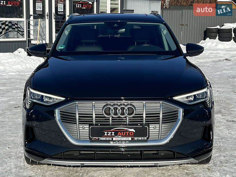 Внедорожник / Кроссовер Audi e-tron 2022 в Луцке