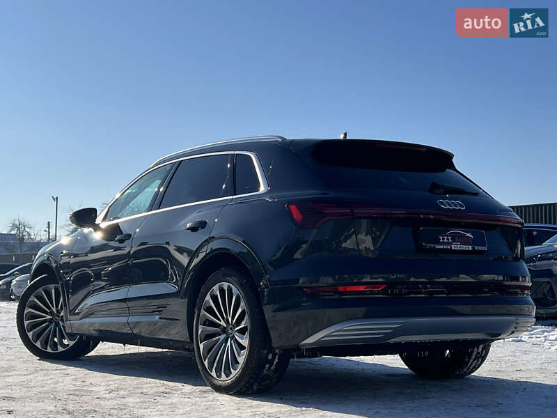 Внедорожник / Кроссовер Audi e-tron 2022 в Луцке