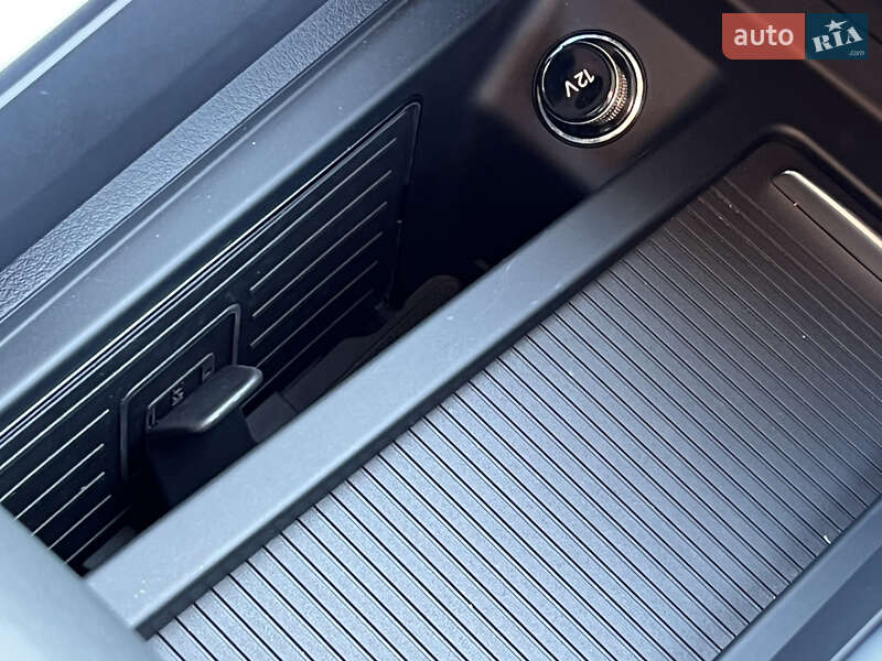 Внедорожник / Кроссовер Audi e-tron 2022 в Луцке