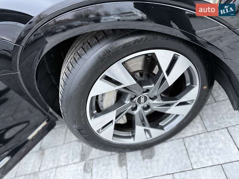 Позашляховик / Кросовер Audi e-tron 2021 в Львові