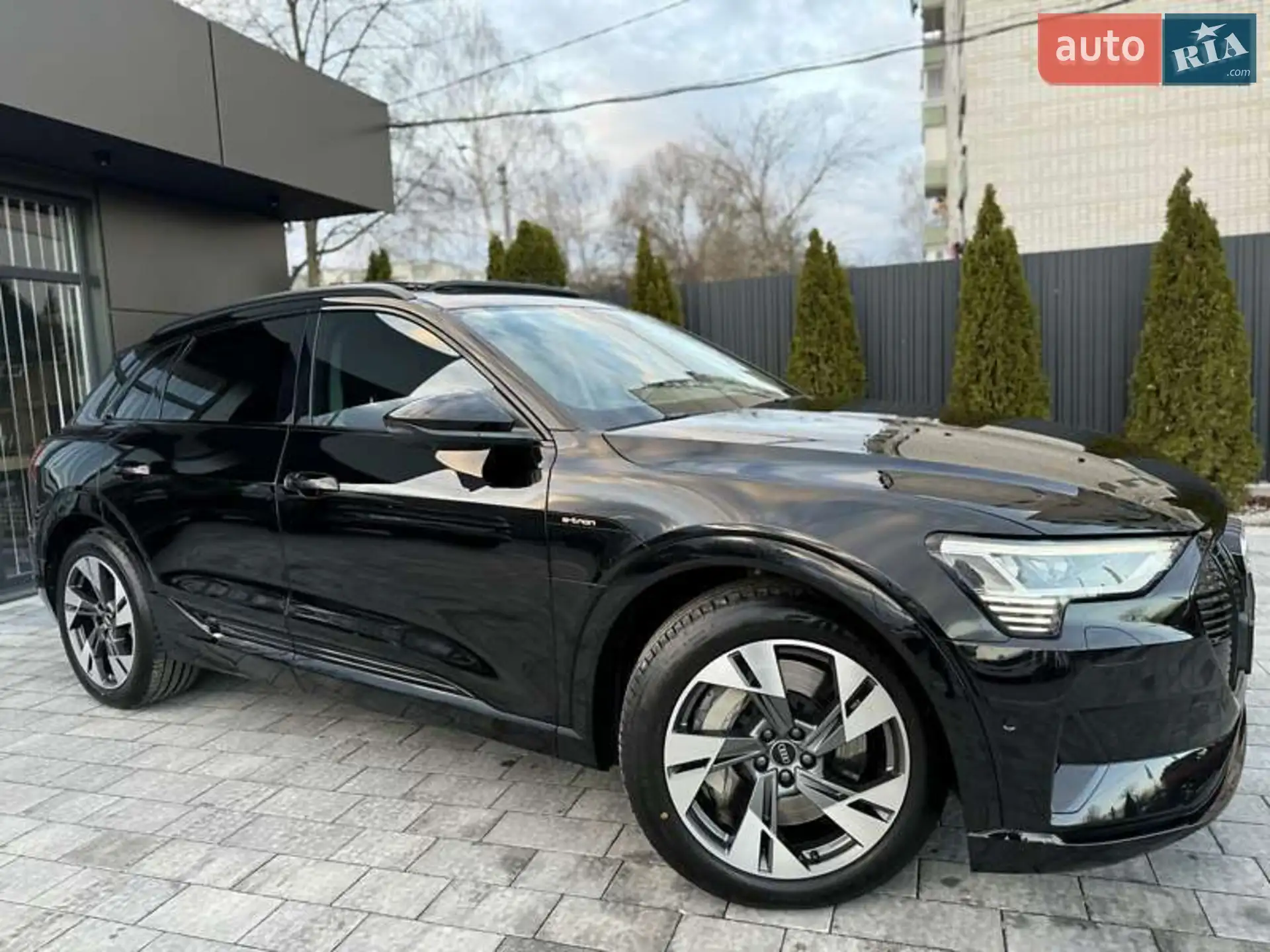 2021 Audi e-tron - мініатюра 8