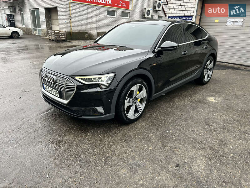 Внедорожник / Кроссовер Audi e-tron 2020 в Каменском фото Внедорожник / Кроссовер Audi e-tron 2020 в Каменском