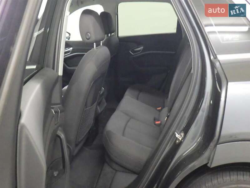 Внедорожник / Кроссовер Audi e-tron 2020 в Киеве фото 7 Внедорожник / Кроссовер Audi e-tron 2020 в Киеве