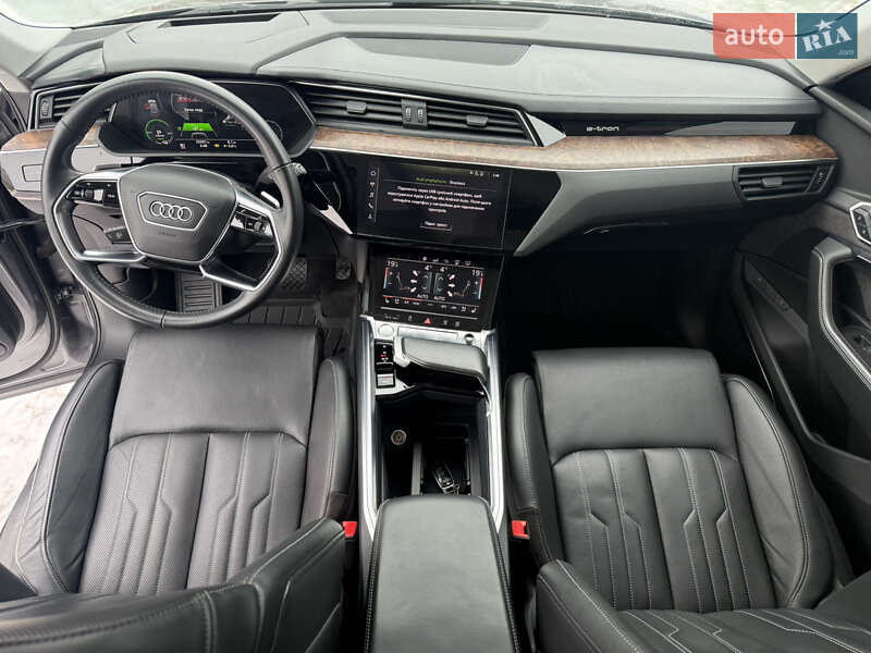 Позашляховик / Кросовер Audi e-tron 2019 в Рівному фото 11 Позашляховик / Кросовер Audi e-tron 2019 в Рівному