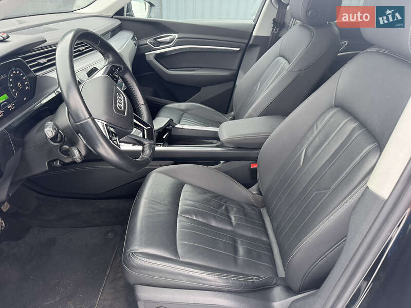Внедорожник / Кроссовер Audi e-tron 2019 в Ровно