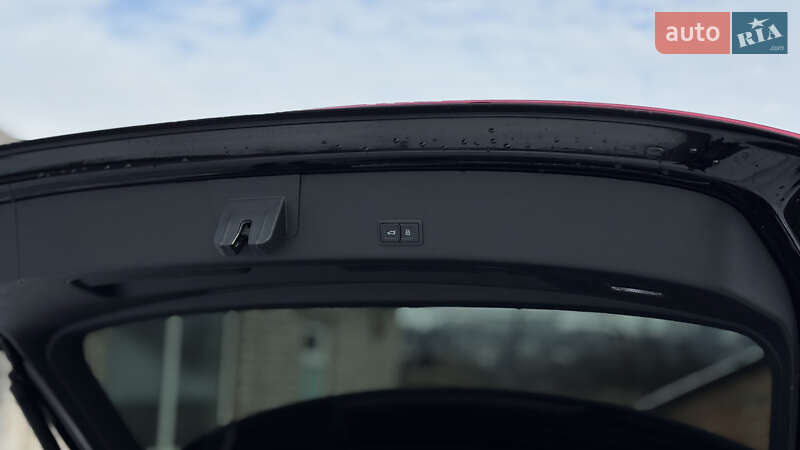 Позашляховик / Кросовер Audi e-tron 2019 в Умані фото 59 Позашляховик / Кросовер Audi e-tron 2019 в Умані