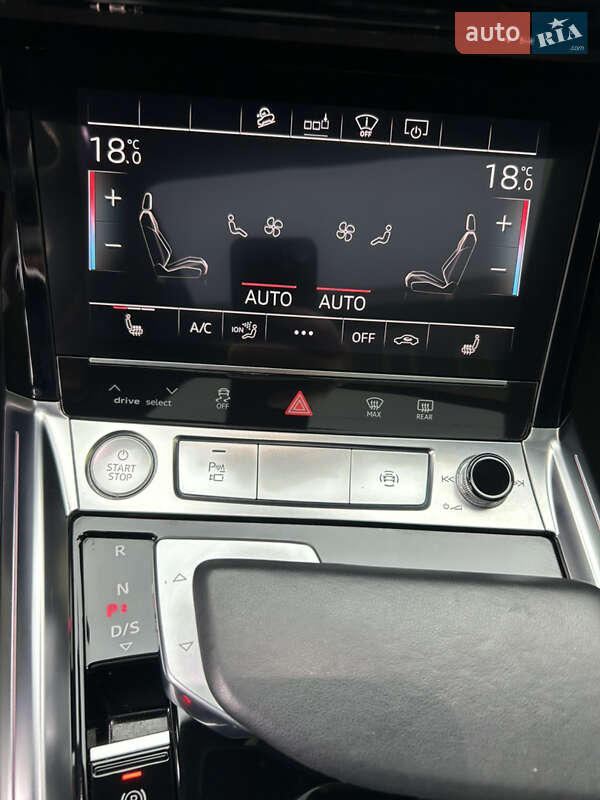 Внедорожник / Кроссовер Audi e-tron 2019 в Кривом Роге фото 14 Внедорожник / Кроссовер Audi e-tron 2019 в Кривом Роге