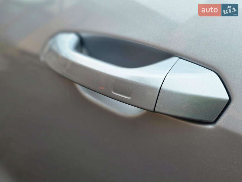 Внедорожник / Кроссовер Audi e-tron 2020 в Дрогобыче фото 17 Внедорожник / Кроссовер Audi e-tron 2020 в Дрогобыче