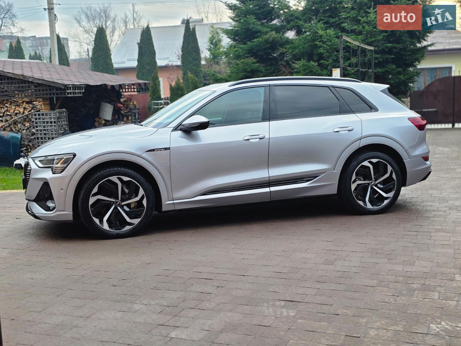 2020 Audi e-tron - мініатюра 26