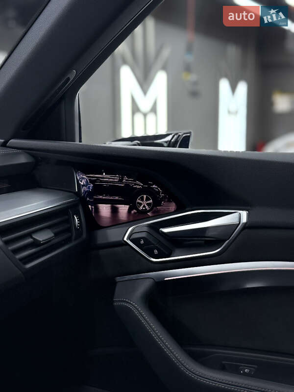 Внедорожник / Кроссовер Audi e-tron 2019 в Ужгороде фото 33 Внедорожник / Кроссовер Audi e-tron 2019 в Ужгороде