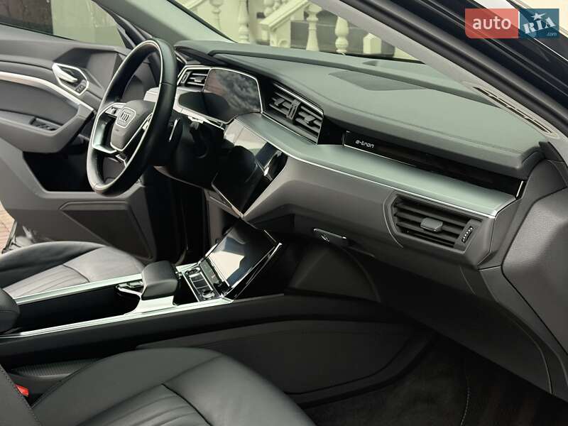 Внедорожник / Кроссовер Audi e-tron 2020 в Ровно