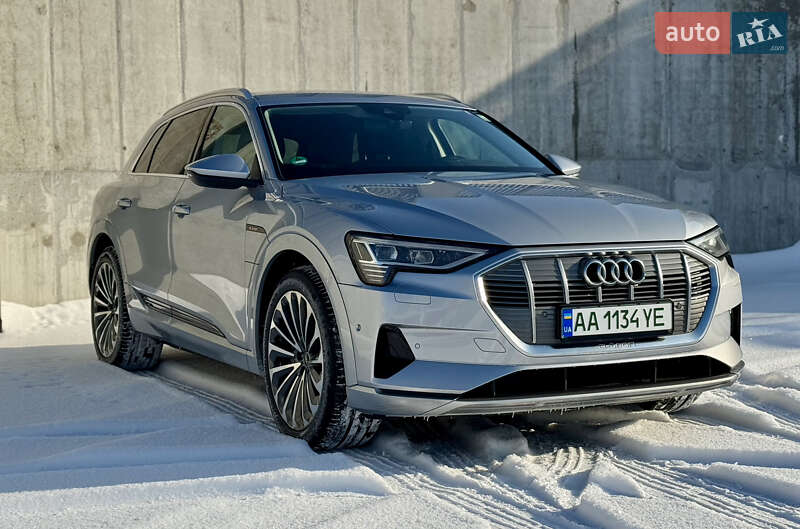 Внедорожник / Кроссовер Audi e-tron 2021 в Киеве