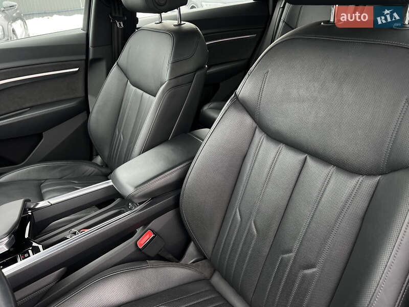 Внедорожник / Кроссовер Audi e-tron 2020 в Луцке фото 34 Внедорожник / Кроссовер Audi e-tron 2020 в Луцке