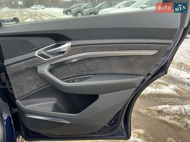 Внедорожник / Кроссовер Audi e-tron 2020 в Луцке фото 57 Внедорожник / Кроссовер Audi e-tron 2020 в Луцке