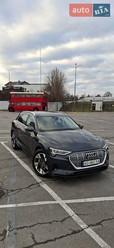 Позашляховик / Кросовер Audi e-tron 2020 в Ужгороді
