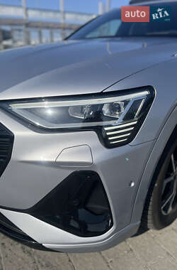 Внедорожник / Кроссовер Audi e-tron 2022 в Львове