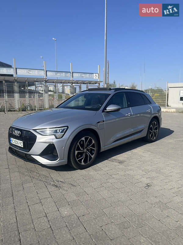 Позашляховик / Кросовер Audi e-tron 2022 в Львові фото 63 Позашляховик / Кросовер Audi e-tron 2022 в Львові