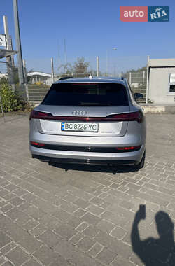 Внедорожник / Кроссовер Audi e-tron 2022 в Львове