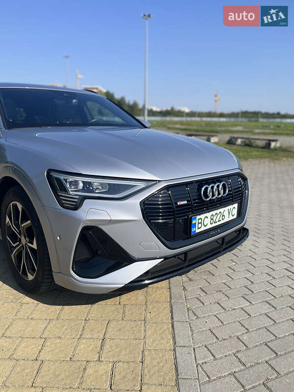 Позашляховик / Кросовер Audi e-tron 2022 в Львові фото 35 Позашляховик / Кросовер Audi e-tron 2022 в Львові